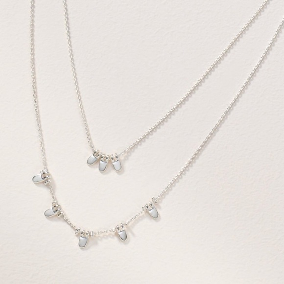 Stella & Dot | Ultra Delicate 2-in-1 SILVER Petal Necklace Set Retired - Picture 7 of 9